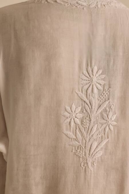 Shop_Vasstram_White Cotton Lace, Embroidery Round Neck Floral Kurta_Online_at_Aza_Fashions