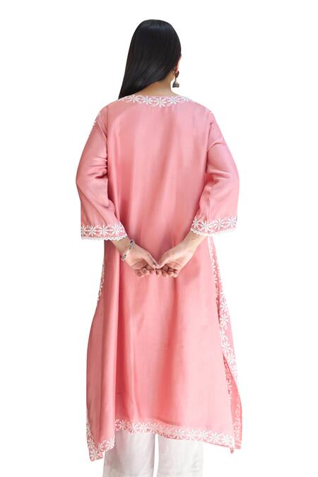 Shop_Vasstram_Pink Chanderi Lace Keyhole Neck Chikankari Flower Embroidered Kurta_Online_at_Aza_Fashions