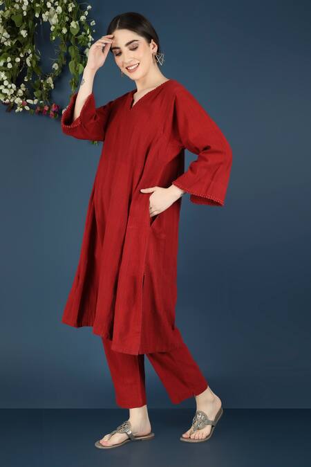 Vasstram Red Cotton Split V-neck Azeema Solid Co-ord Set at Aza Fashions Vasstram_Red Cotton Split V-neck Azeema Solid Co-ord Set _at_Aza_Fashions