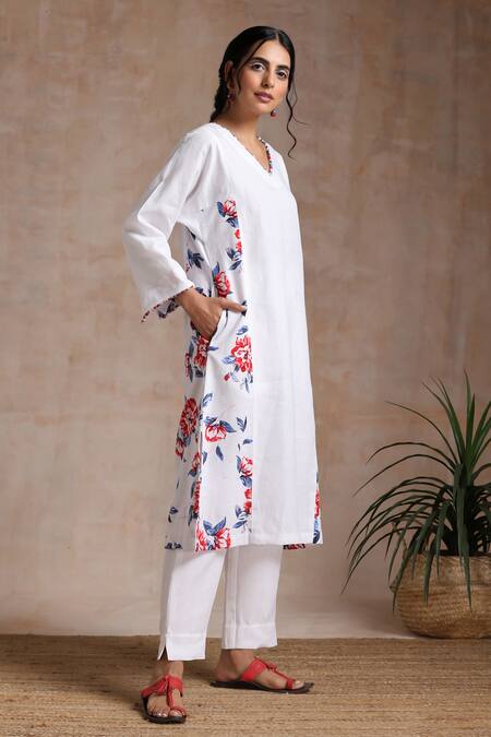 Vasstram_White Cotton Embroidery V-neck Azeema Floral Print Co-ord Set _Online_at_Aza_Fashions