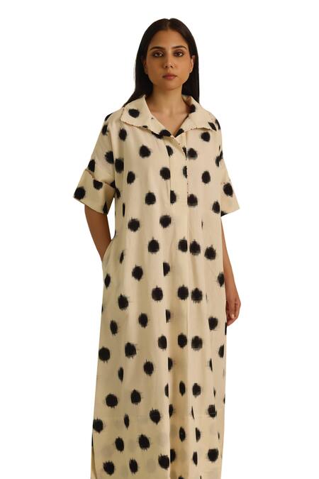 Vasstram Off White Cotton Embroidery Collared Ikat Print Shirt Dress Online at Aza Fashions Vasstram_Off White Cotton Embroidery Collared Ikat Print Shirt Dress _Online_at_Aza_Fashions