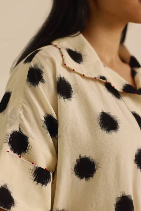 Shop Vasstram Off White Cotton Embroidery Collared Ikat Print Shirt Dress Shop_Vasstram_Off White Cotton Embroidery Collared Ikat Print Shirt Dress