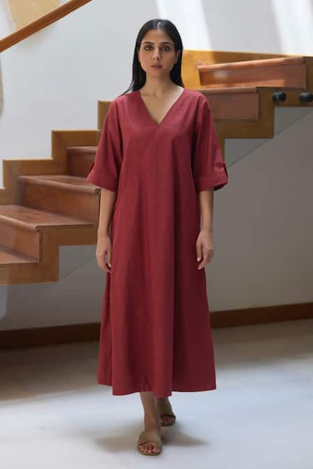 Vasstram Solid Slouchy Dress 