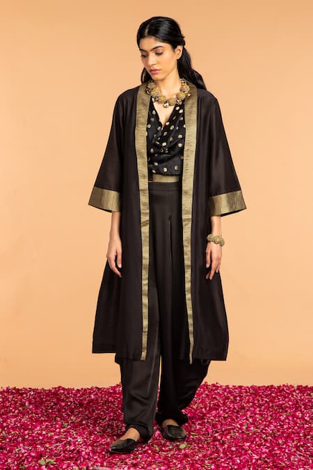 Vasstram Chanderi Zari Embroidered Cape 