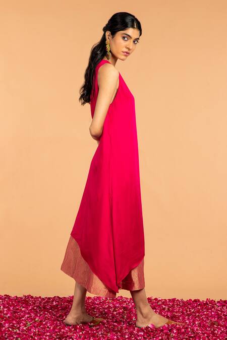 Vasstram Magenta Modal, Satin Zari Round Neck Chameli Embroidered Asymmetric Tunic Online at Aza Fashions Vasstram_Magenta Modal, Satin Zari Round Neck Chameli Embroidered Asymmetric Tunic _Online_at_Aza_Fashions