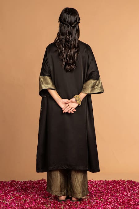 Shop Vasstram Black Silk Zari, Embroidery Round Neck Farah Gulab Buti Kaftan at Aza Fashions Shop_Vasstram_Black Silk Zari, Embroidery Round Neck Farah Gulab Buti Kaftan _at_Aza_Fashions