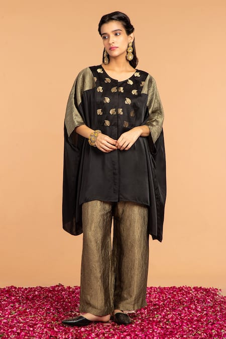 Vasstram Black Mashru Embroidery Gulab Round Buti Yoke Short Kaftan 