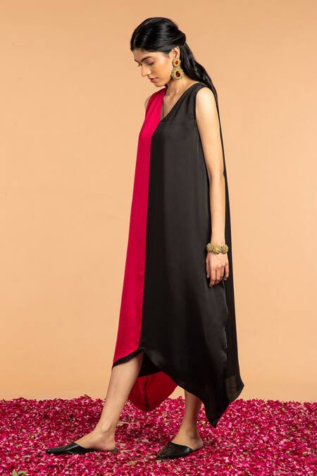 Vasstram_Magenta Modal, Satin V-neck Ganga Jamuna Asymmetrical Dress _Online_at_Aza_Fashions