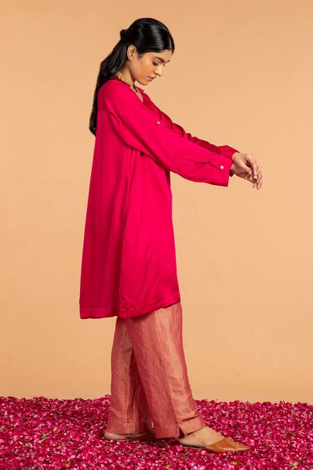 Shop_Vasstram_Magenta Modal Satin Collar Classic Asymmetric Kurti_Online_at_Aza_Fashions