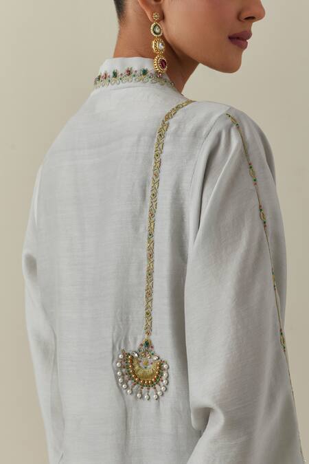 Buy Bunka Grey Silk, Chanderi, Tissue Zari, Stones V-neck Ambreen Work Kurta Pant Set Buy_Bunka_Grey Silk, Chanderi, Tissue Zari, Stones V-neck Ambreen Work Kurta Pant Set