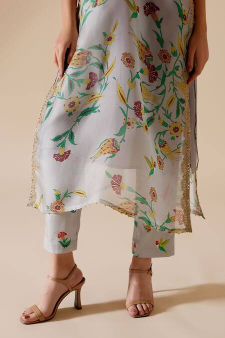 Shop Bunka Grey Organza Zari, Sequins V-neck Sitara Floral Print Kurta With Pant Online at Aza Fashions Shop_Bunka_Grey Organza Zari, Sequins V-neck Sitara Floral Print Kurta With Pant _Online_at_Aza_Fashions