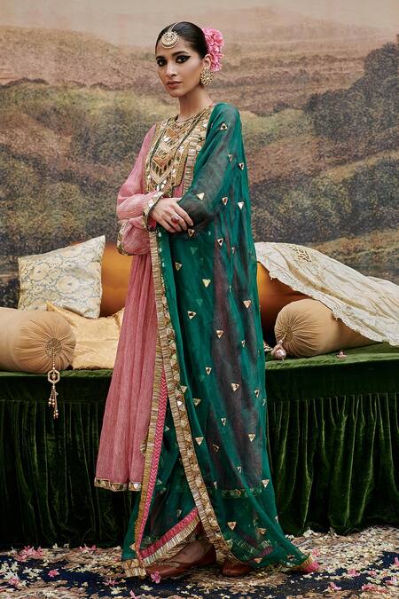 Buy_Itrh_Pink Organza, Tissue, Crepe Padma Tabaan Embellished Textured Kurta Pant Set _Online_at_Aza_Fashions