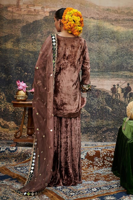 Shop Itrh Brown Velvet, Organza Makhmal Khayal Mirrorwork Short Kurta Sharara Set at Aza Fashions Shop_Itrh_Brown Velvet, Organza Makhmal Khayal Mirrorwork Short Kurta Sharara Set _at_Aza_Fashions