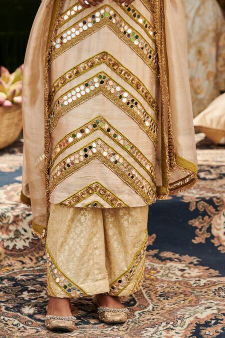 Buy_Itrh_Gold Chanderi, Brocade, Cotton, Chaand Chevron Embellished Kurta Pant Set _Online_at_Aza_Fashions