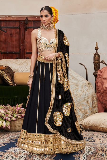 Itrh Sheesh Shyama Embroidered Bridal Lehenga Set 