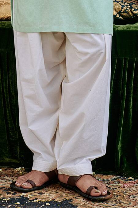 Itrh_Blue Linen, Cotton Mirrors Aasmani Embroidered Kurta With Pant _Online_at_Aza_Fashions