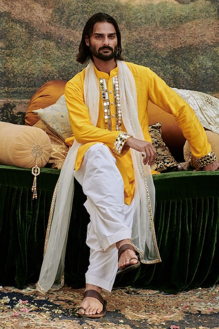 Shop Itrh Yellow Chanderi, Cotton, Organza Mirrors Khayalat-e Embroidered Kurta And Pant Set at Aza Fashions Shop_Itrh_Yellow Chanderi, Cotton, Organza Mirrors Khayalat-e Embroidered Kurta And Pant Set _at_Aza_Fashions