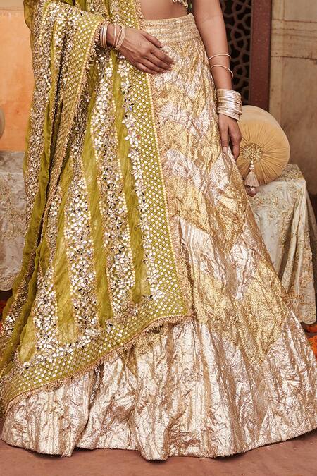 Buy_Itrh_Silver Lace, Chanderi, Chandi Sona Work Blouse Chevron Pattern Lehenga Set _Online_at_Aza_Fashions