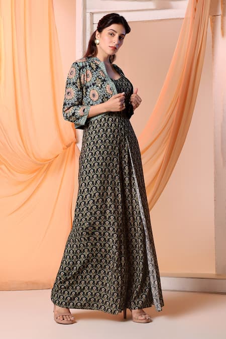 Shop Soup By Sougat Paul Black Linen, Muslin Sequins, Eraya Floral Embroidered Crop Jacket With Jumpsuit at Aza Fashions Shop_Soup By Sougat Paul_Black Linen, Muslin Sequins, Eraya Floral Embroidered Crop Jacket With Jumpsuit _at_Aza_Fashions