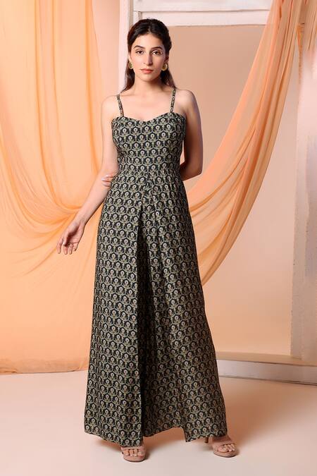 Soup By Sougat Paul Black Linen, Muslin Sequins, Eraya Floral Embroidered Crop Jacket With Jumpsuit at Aza Fashions Soup By Sougat Paul_Black Linen, Muslin Sequins, Eraya Floral Embroidered Crop Jacket With Jumpsuit _at_Aza_Fashions