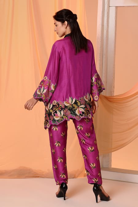 Shop Soup By Sougat Paul Black Silk Embroidery Collared Aarani Floral Color Block Kurta With Pant at Aza Fashions Shop_Soup By Sougat Paul_Black Silk Embroidery Collared Aarani Floral Color Block Kurta With Pant _at_Aza_Fashions