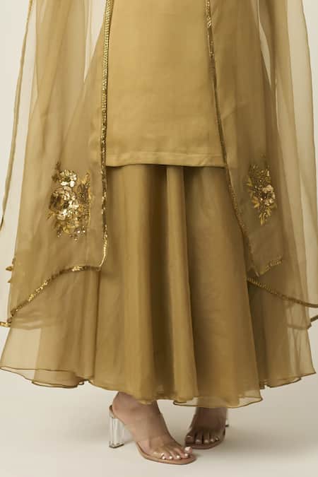 Buy_Peeli Dori_Gold Silk Satin Embroidered Sequin Sweetheart Paro Plain Kurta Sharara Set _Online_at_Aza_Fashions
