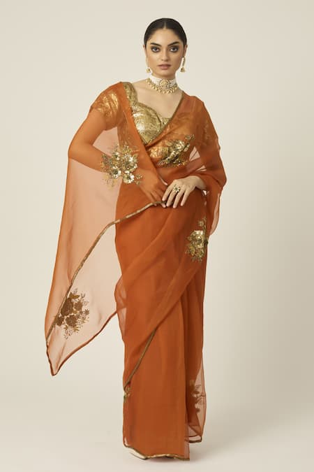 Peeli Dori Paro Floral Motif Embroidered Saree With Blouse 