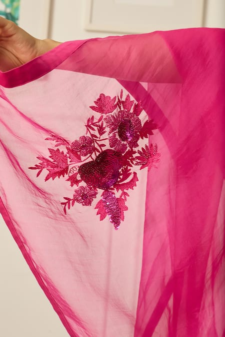 Shop Peeli Dori Pink Silk Organza Sequins V-neck Aradhana Embroidered Saree With Blouse Online at Aza Fashions Shop_Peeli Dori_Pink Silk Organza Sequins V-neck Aradhana Embroidered Saree With Blouse _Online_at_Aza_Fashions