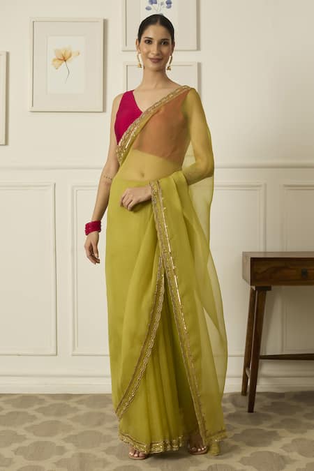 Peeli Dori_Green Silk Organza Embroidery V-neck Ruqsat Saree With Blouse _Online_at_Aza_Fashions
