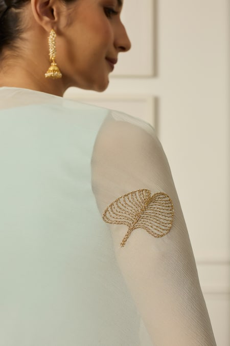 Shop_Peeli Dori_Green Chiffon Embroidery V-neck Lucy Leaf Saree With Blouse _Online_at_Aza_Fashions