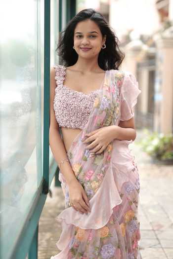 Buy_Nikita Vishakha_Pink Organza, Jacquard, Net Embroidery V-neck Pre-draped Saree With Blouse 