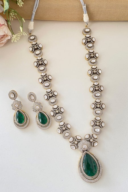 Namasya Teardrop Moissanite Stone Embellished Necklace Set 