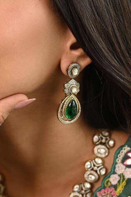 Namasya_Green Diamonds, Stones Teardrop Moissanite Embellished Necklace Set _Online_at_Aza_Fashions