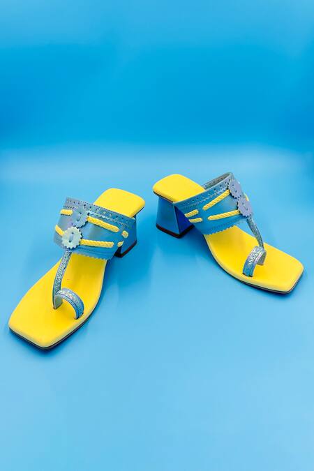 Shiveen Shiveen Blue Chitrapada Braided Strap Woven Kolhapuri Heels Online at Aza Fashions Shiveen Shiveen_Blue Chitrapada Braided Strap Woven Kolhapuri Heels _Online_at_Aza_Fashions