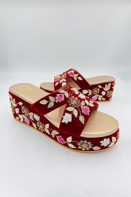 Rajasthani Stuff Kanaka Zardozi Embroidered Wedges 