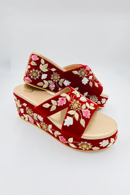 Shop Shiveen Shiveen Red Zardozi Kanaka Embroidered Wedges at Aza Fashions Shop_Shiveen Shiveen_Red Zardozi Kanaka Embroidered Wedges _at_Aza_Fashions
