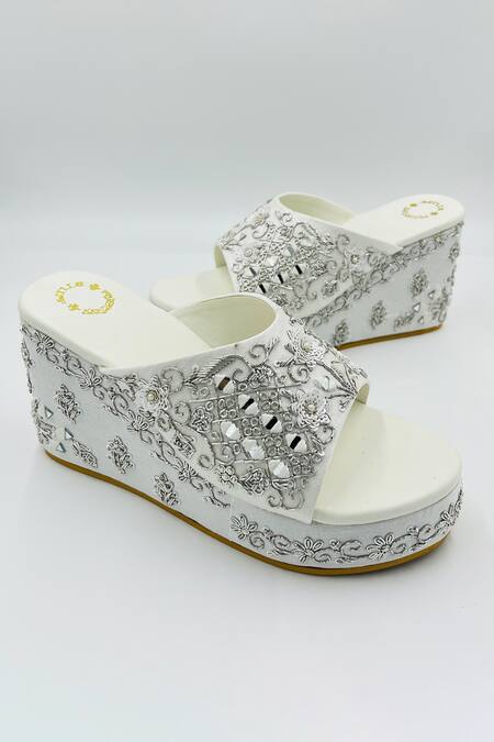 Buy Shiveen Shiveen White Zardozi Embroidered Wedges Online at Aza Fashions Buy_Shiveen Shiveen_White Zardozi Embroidered Wedges _Online_at_Aza_Fashions