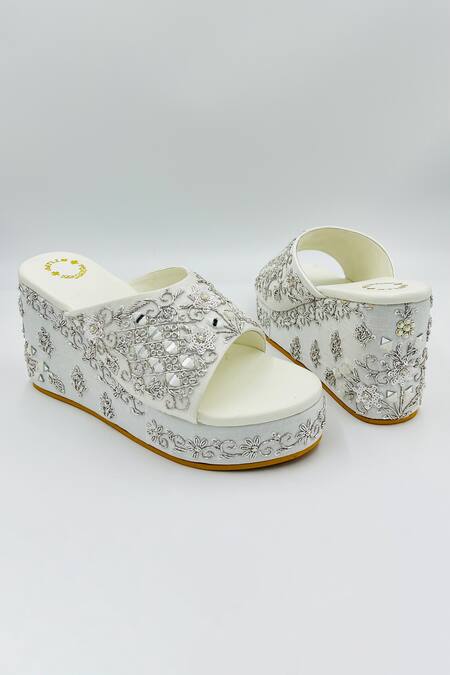 Shop Shiveen Shiveen White Zardozi Embroidered Wedges Online at Aza Fashions Shop_Shiveen Shiveen_White Zardozi Embroidered Wedges _Online_at_Aza_Fashions