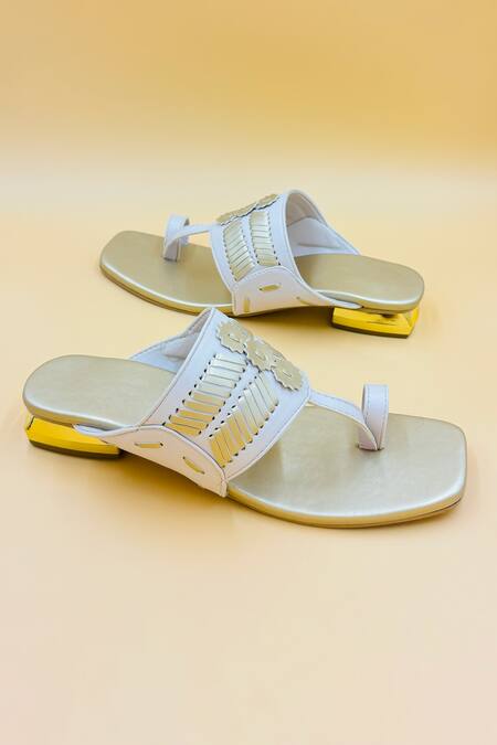 Shop_Shiveen Shiveen_White Braided Woven Kolhapuri Flats _Online_at_Aza_Fashions