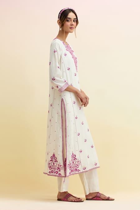 Buy Upavita Off White Cotton, Chanderi Embroidery, Tassels Round Neck Thread Kurta Pant Set Buy_Upavita_Off White Cotton, Chanderi Embroidery, Tassels Round Neck Thread Kurta Pant Set