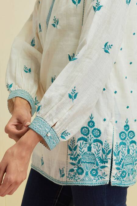 Shop_Upavita_Off White Cotton Embroidered Thread Mandarin Collar Floral Vine Short Kurta _Online_at_Aza_Fashions