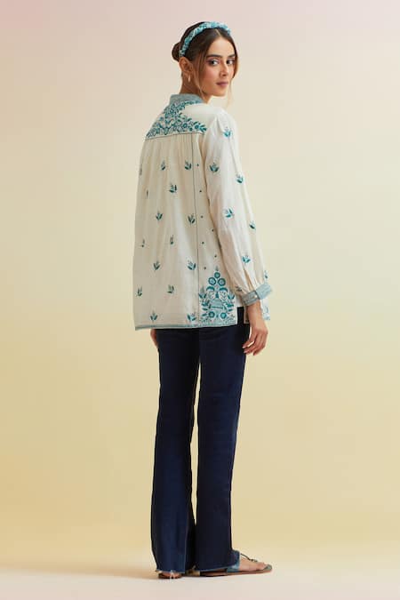 Upavita Floral Vine Embroidered Short Kurta 
