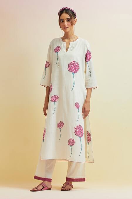 Buy_Upavita_Off White , Satin Carnation Flower Print Straight Kurta And Pant Set _Online_at_Aza_Fashions