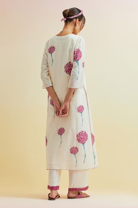 Upavita Carnation Flower Print Straight Kurta & Pant Set 