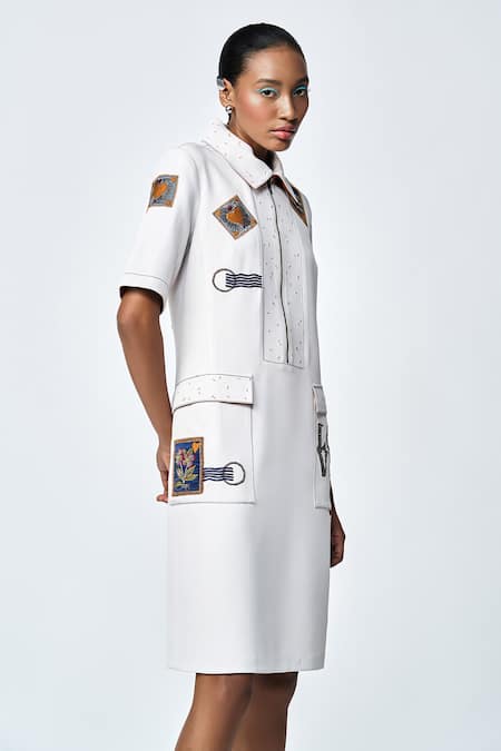 Shop Shahin Mannan White Crepe Patchwork Shawl Neck Stamp Panelled Shift Dress Online at Aza Fashions Shop_Shahin Mannan_White Crepe Patchwork Shawl Neck Stamp Panelled Shift Dress _Online_at_Aza_Fashions