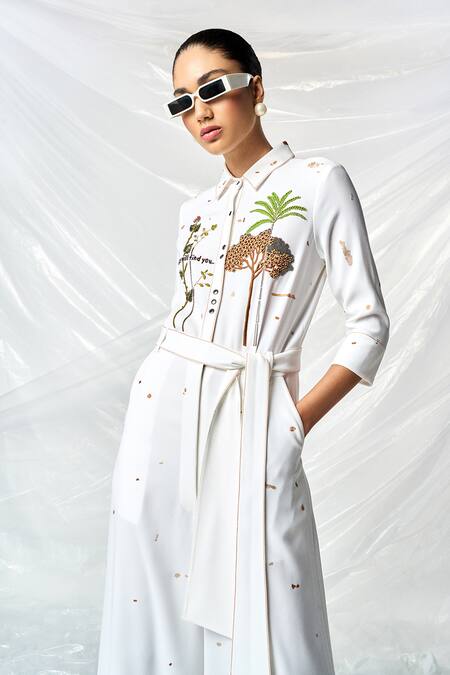 Shop Shahin Mannan Ivory Crepe Embroidery Collared Summer Plant Jumpsuit With Belt Online at Aza Fashions Shop_Shahin Mannan_Ivory Crepe Embroidery Collared Summer Plant Jumpsuit With Belt _Online_at_Aza_Fashions
