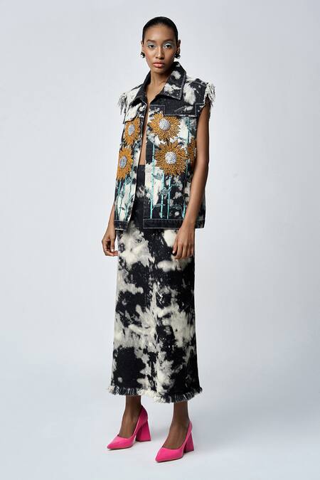 Shahin Mannan_Grey Denim Embroidery Collared Sunflower Cloud Wash Vest _Online_at_Aza_Fashions