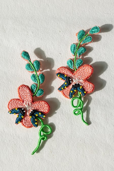 Krutiarts Tahiti Embroidered Ear Cuffs 