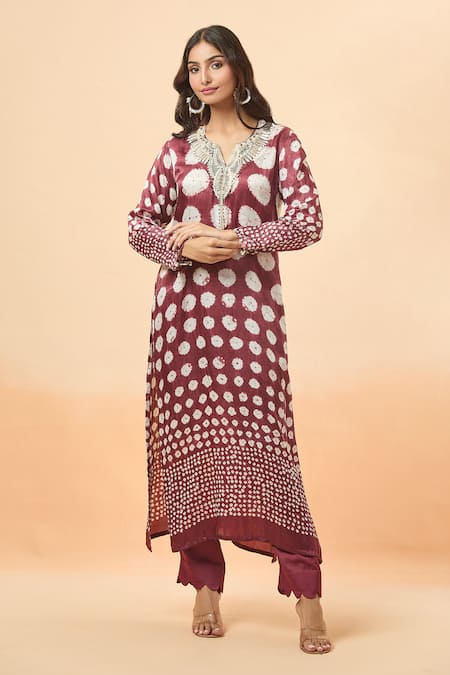 Divya Kanakia Purple Modal Satin Woven Bandhani Notched Kurta And Pant Set 