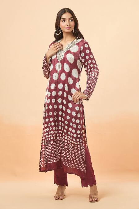 Shop Divya Kanakia Purple Modal, Satin Sequins, Beads Split V-neck Bandhani Woven Kurta And Pant Set Online at Aza Fashions Shop_Divya Kanakia_Purple Modal, Satin Sequins, Beads Split V-neck Bandhani Woven Kurta And Pant Set _Online_at_Aza_Fashions